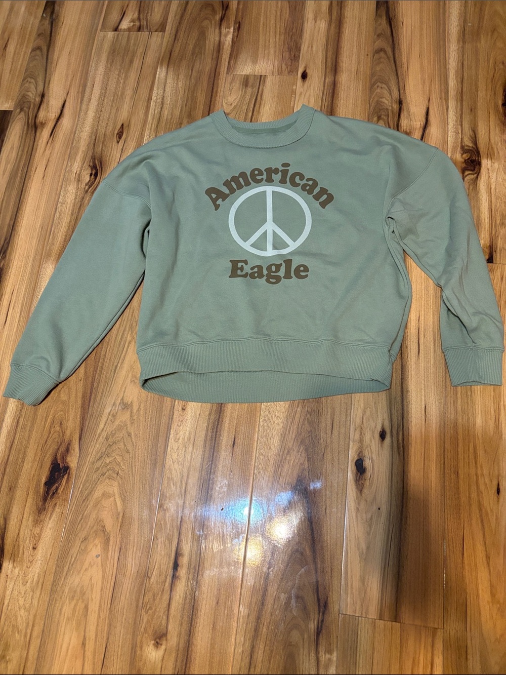 American Eagle Outfitters Men's Sage Green Peace Graphic Crewneck